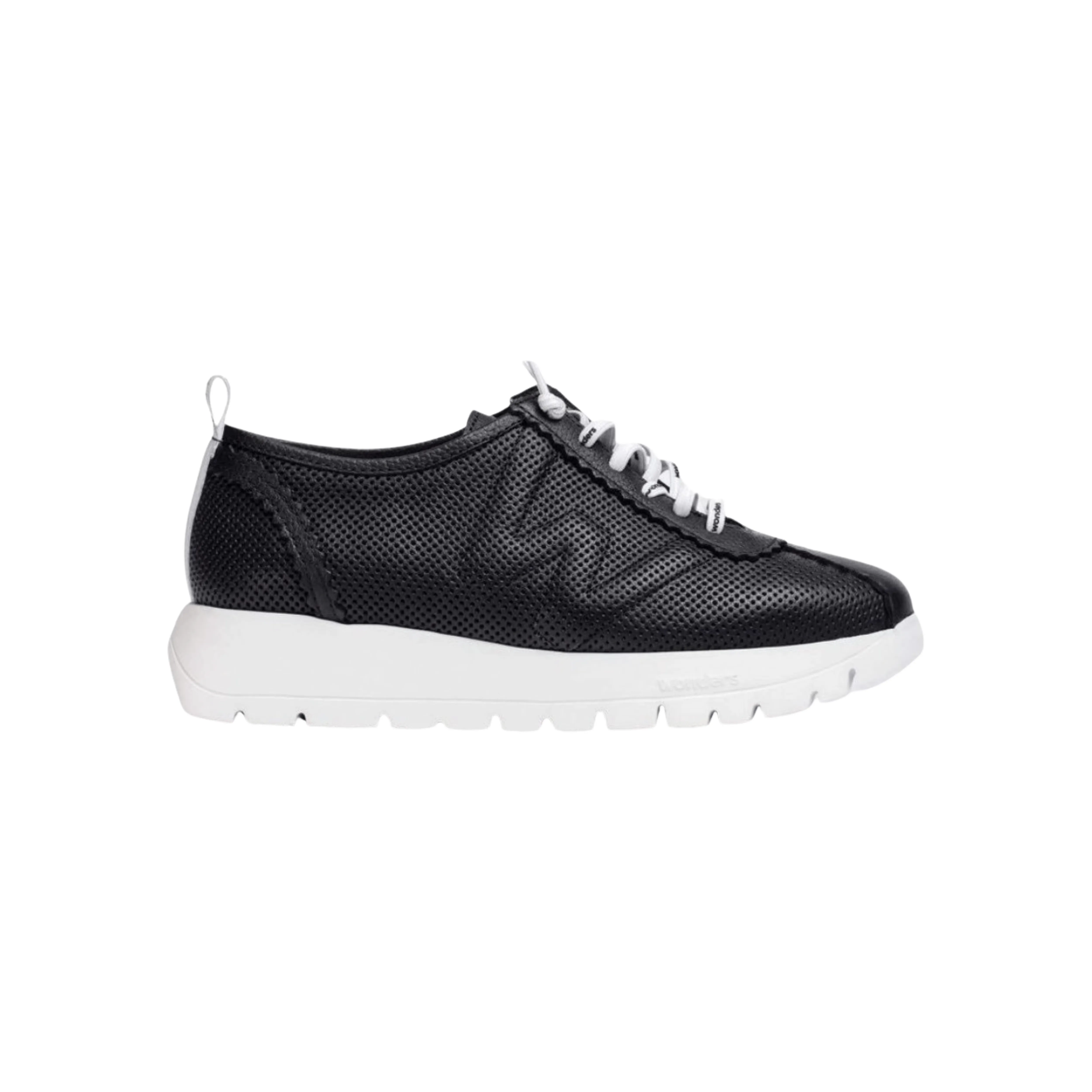 A2424 Black Leather Sneaker