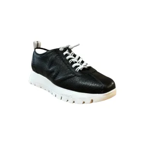 A2424 Black Leather Sneaker