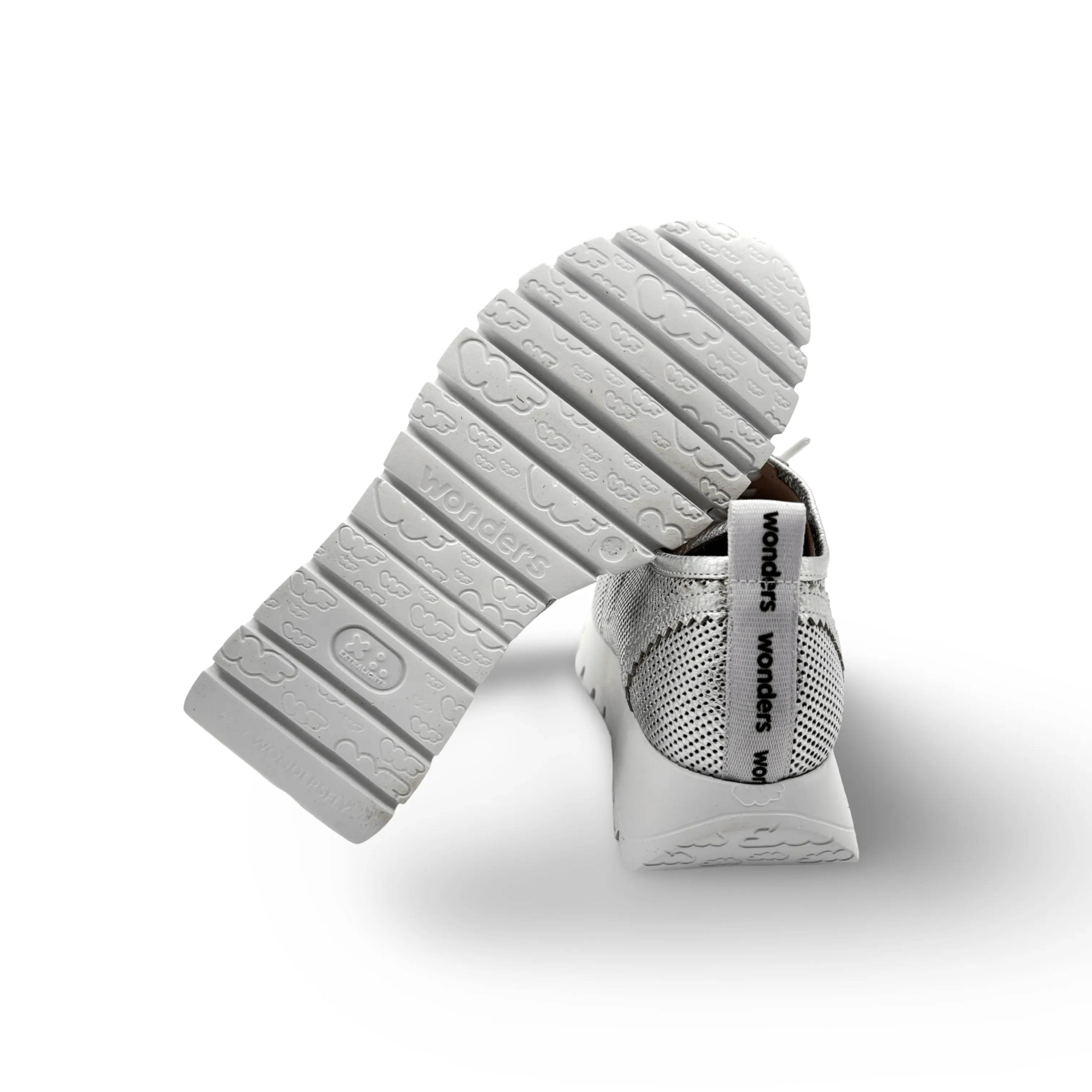 A2424 Silver Metallic Sneaker