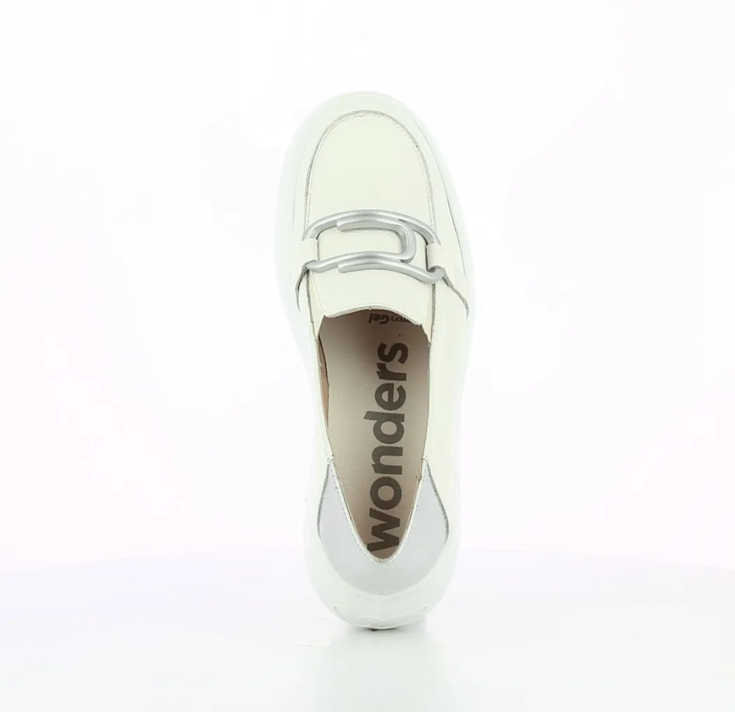 A2641 White Flatform Loafer