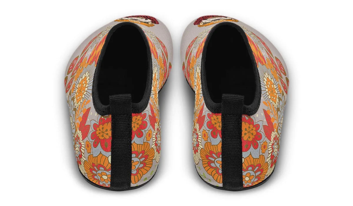 Cool Bulldog Aqua Barefoot Shoes