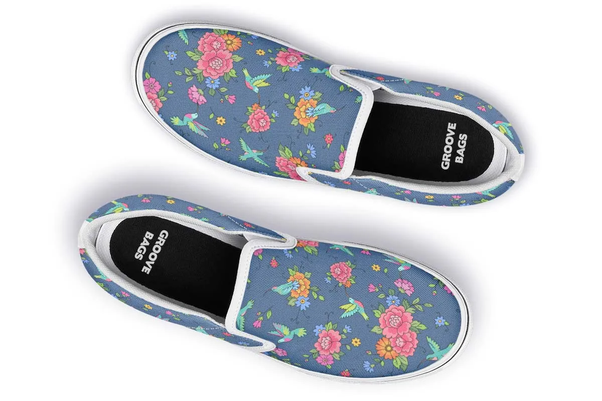 Cute Hummingbirds Pattern Slip-On Shoes