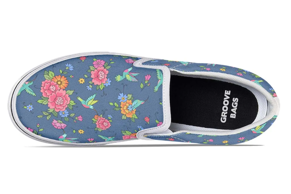 Cute Hummingbirds Pattern Slip-On Shoes