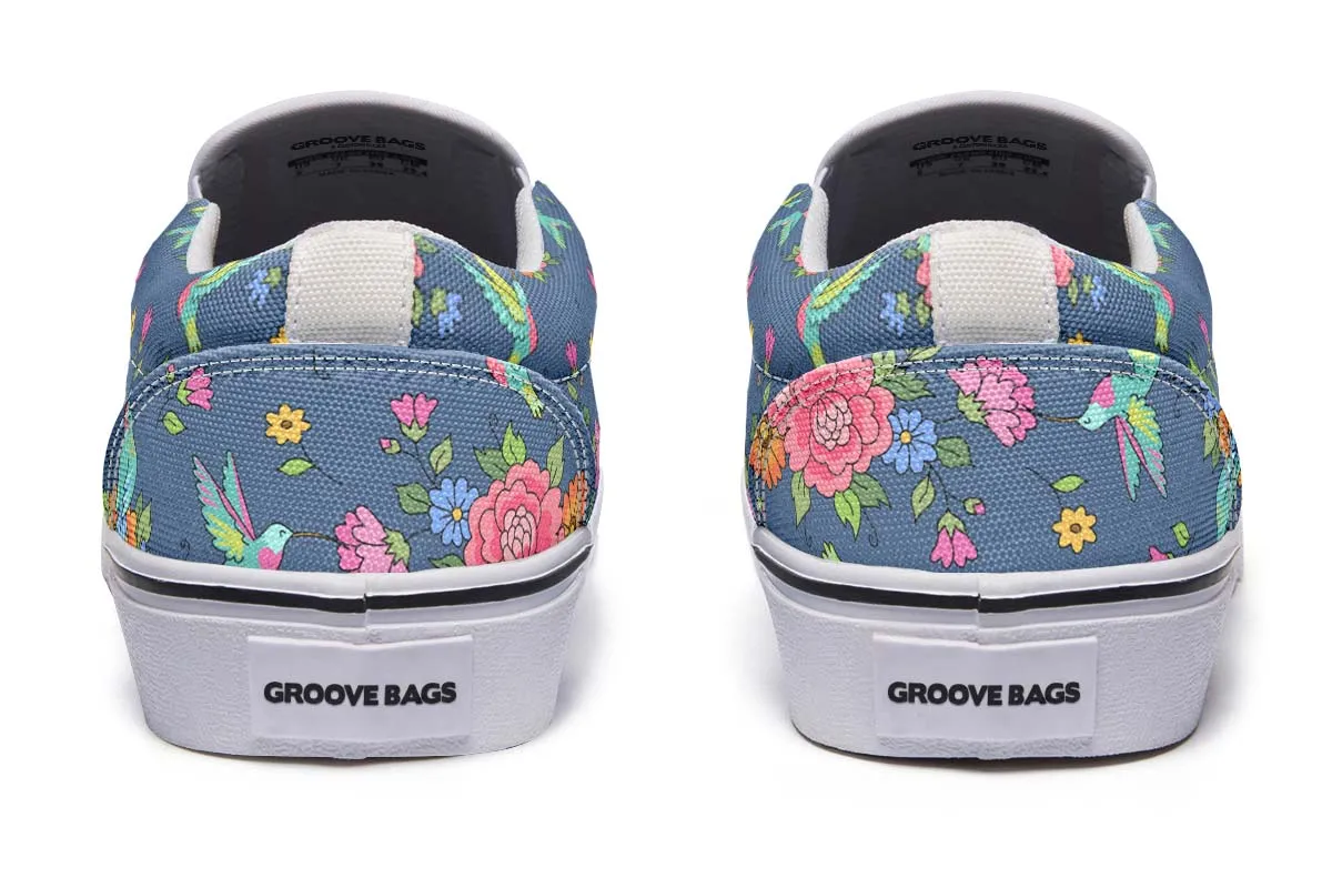 Cute Hummingbirds Pattern Slip-On Shoes