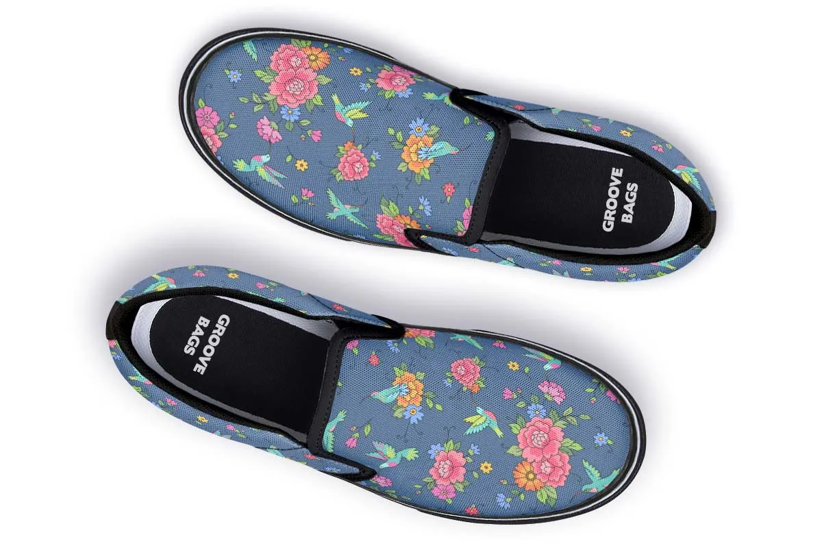 Cute Hummingbirds Pattern Slip-On Shoes