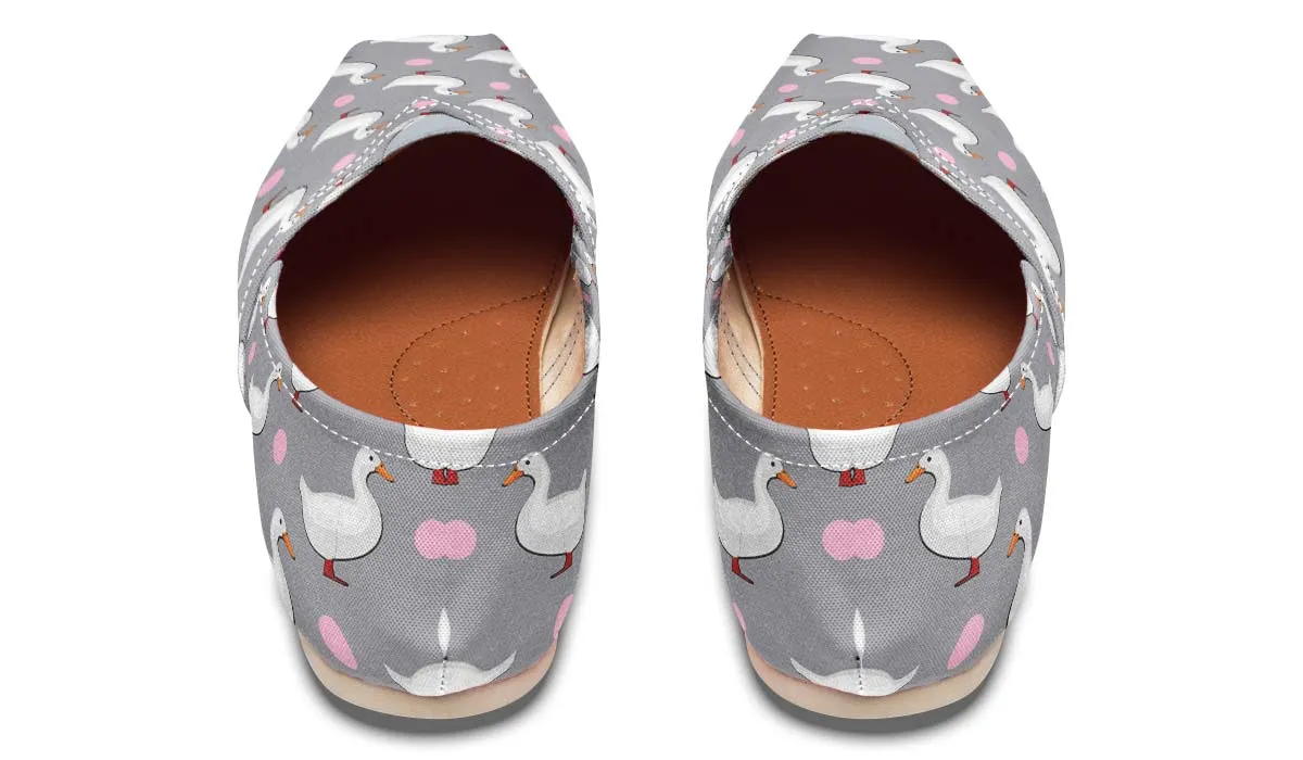 Domestic White Duck Pattern Casual Shoes