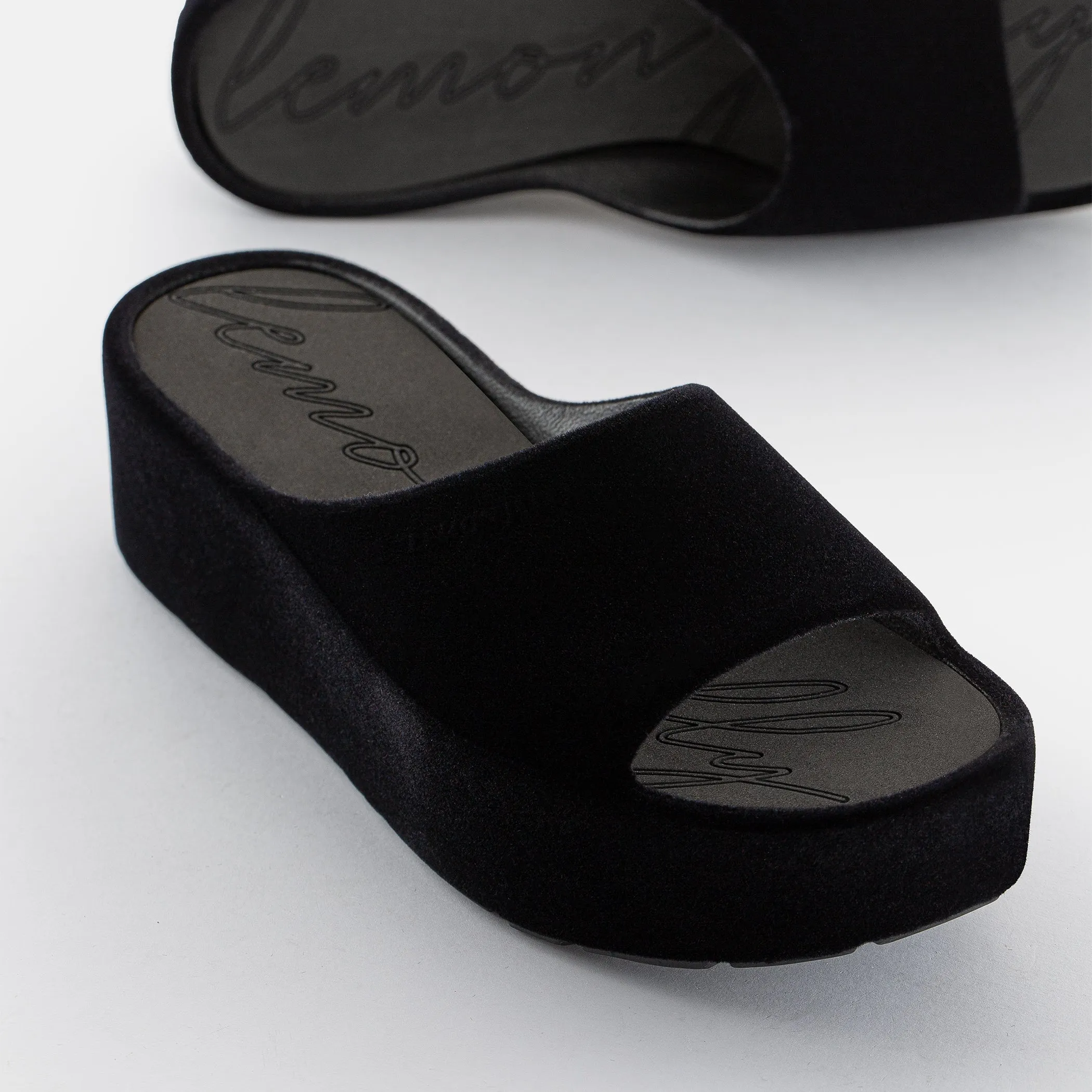 *FINAL SALE*Velanie - Black