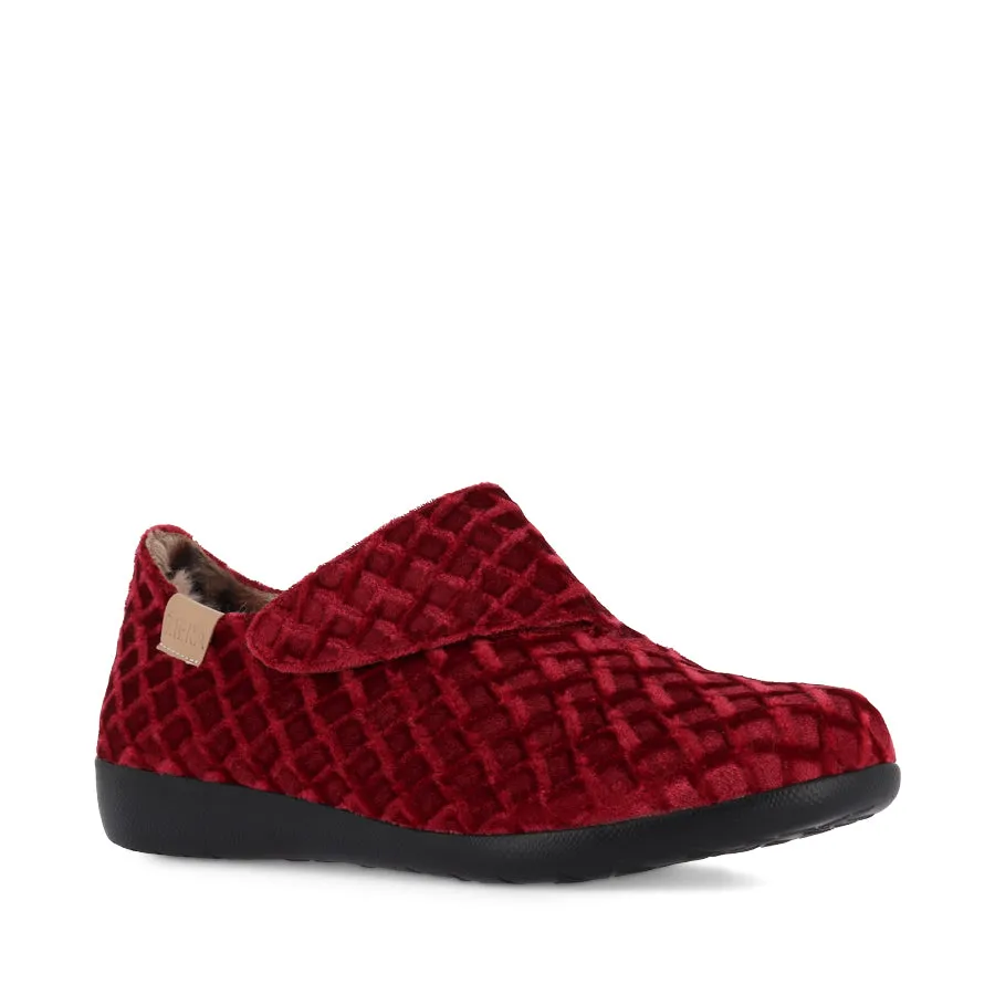 FLISS - RED EMBOSSED