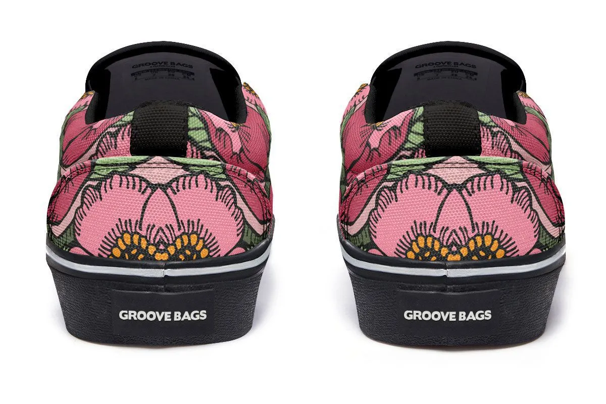 French Bulldog Mom Slip-On Shoes