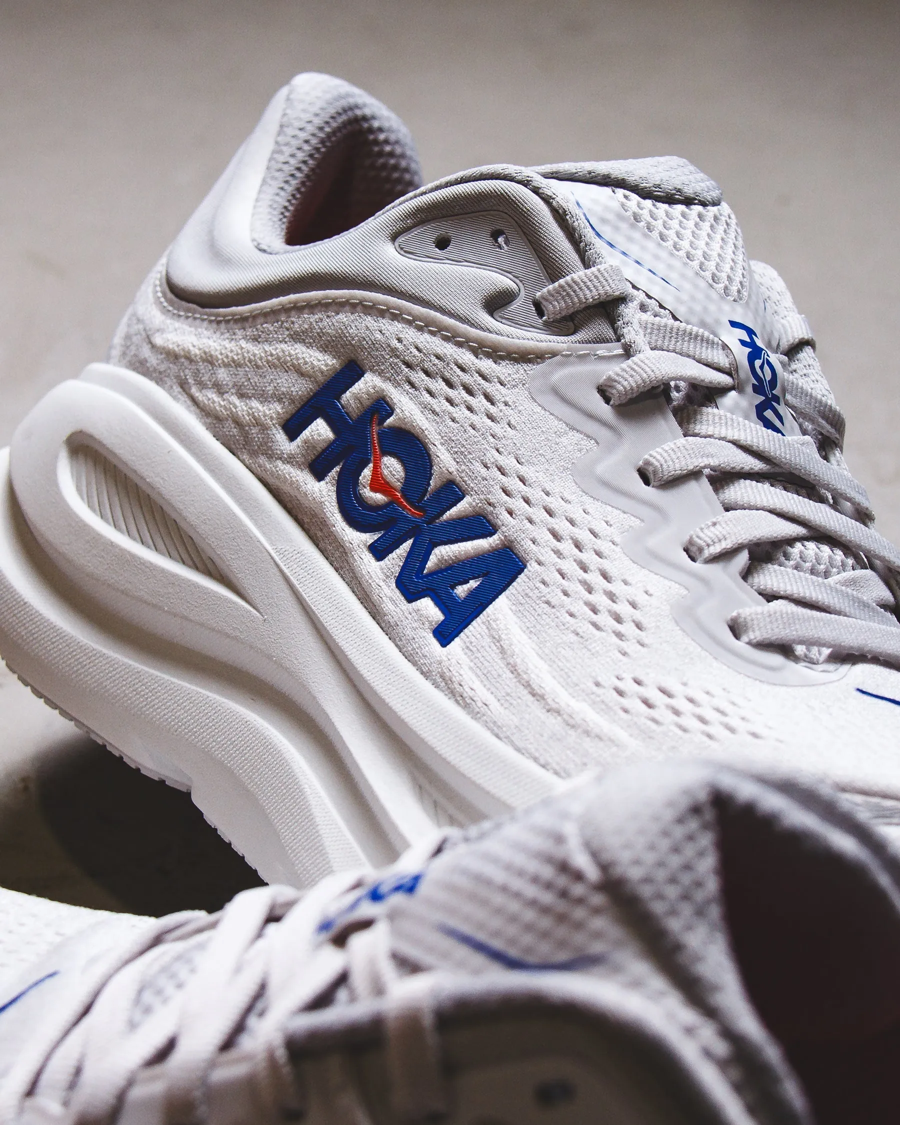 Hoka One One Men Bondi 9 Cosmic Grey Ultramarine 1162011-CYLT