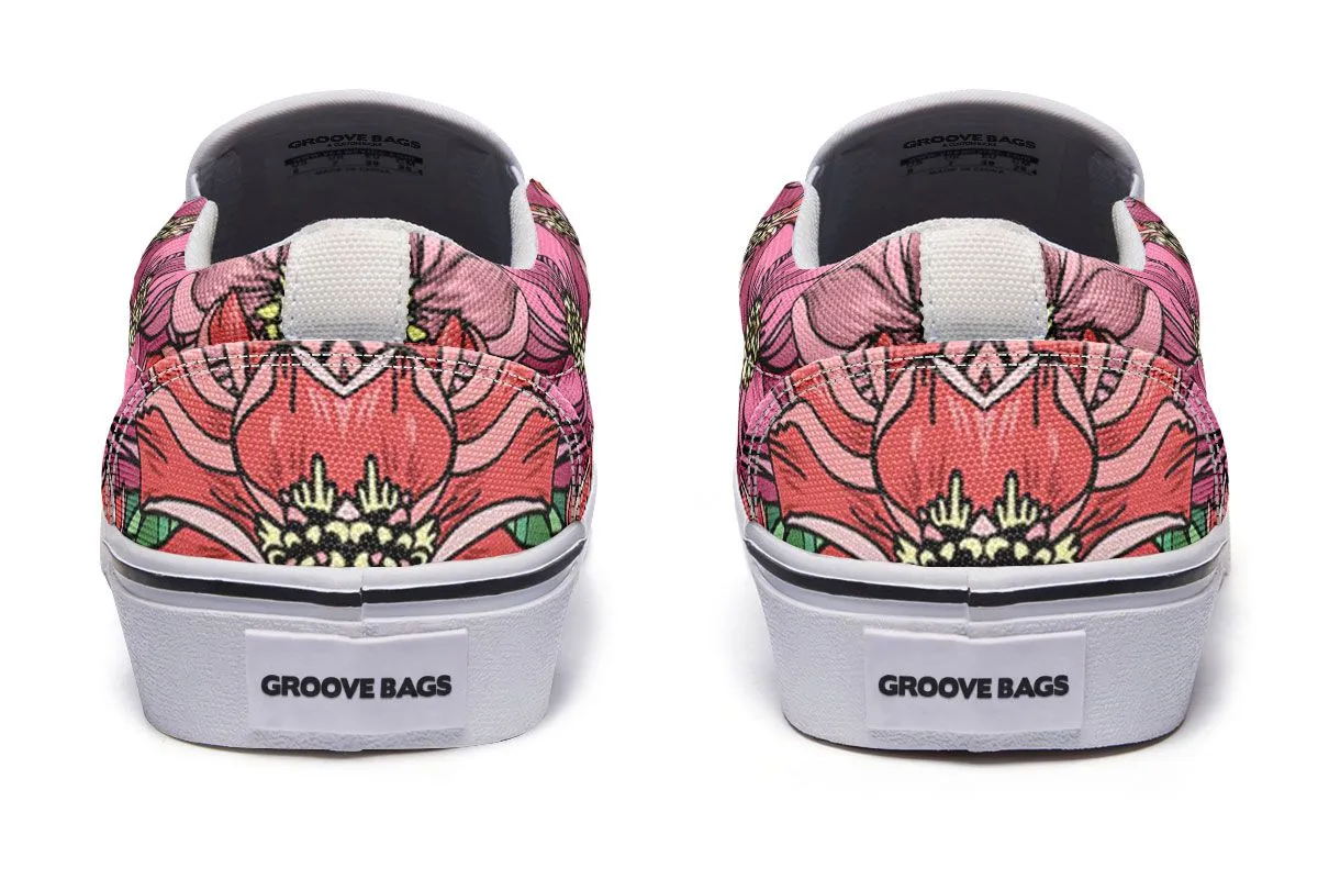 Illustrated Brown Pit Bull Slip-On Shoes