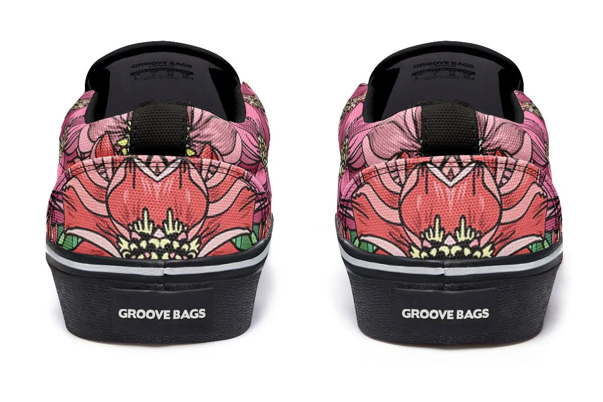 Illustrated Brown Pit Bull Slip-On Shoes