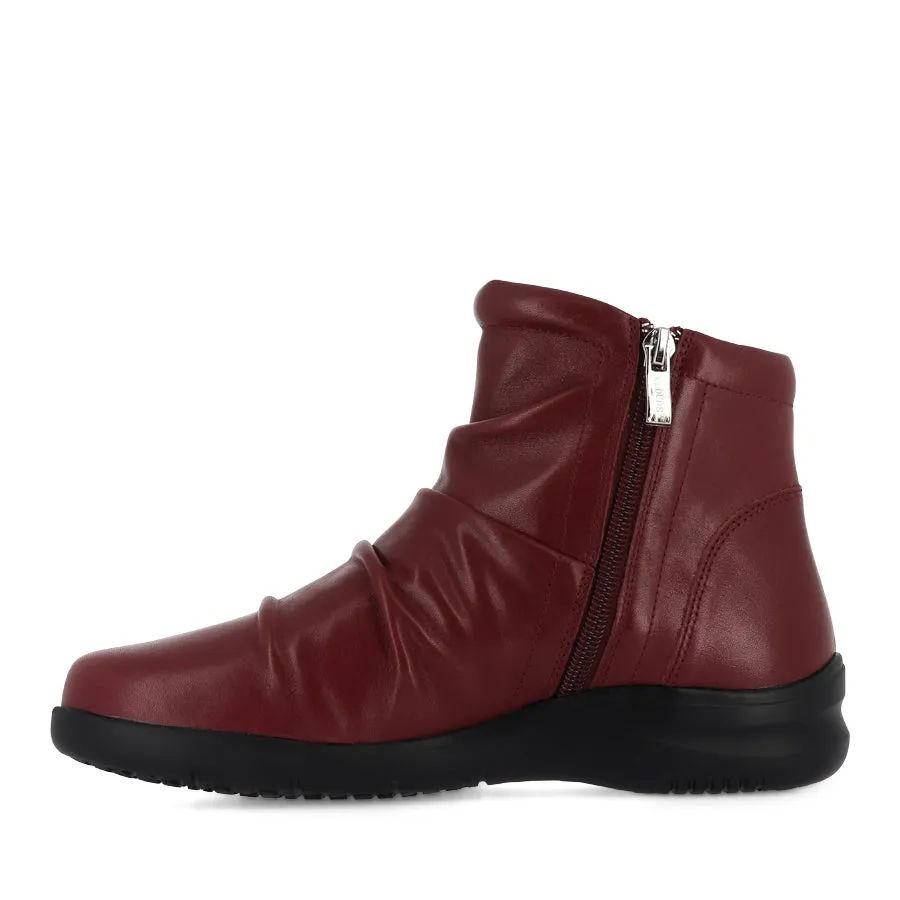 JAXON - CHERRY LEATHER