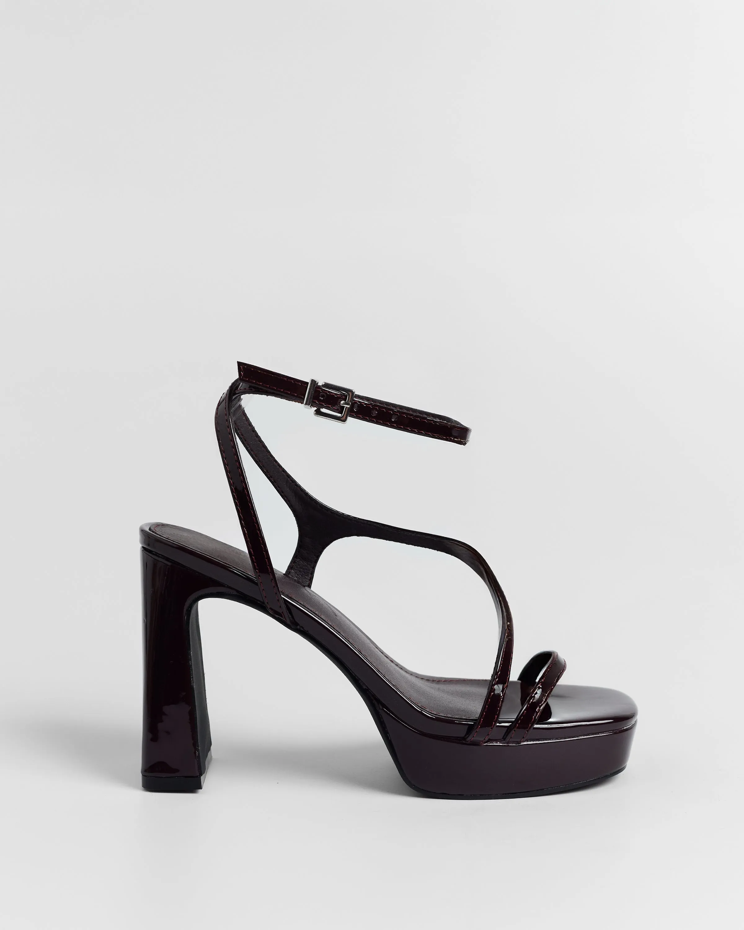 Nelly Bordeaux