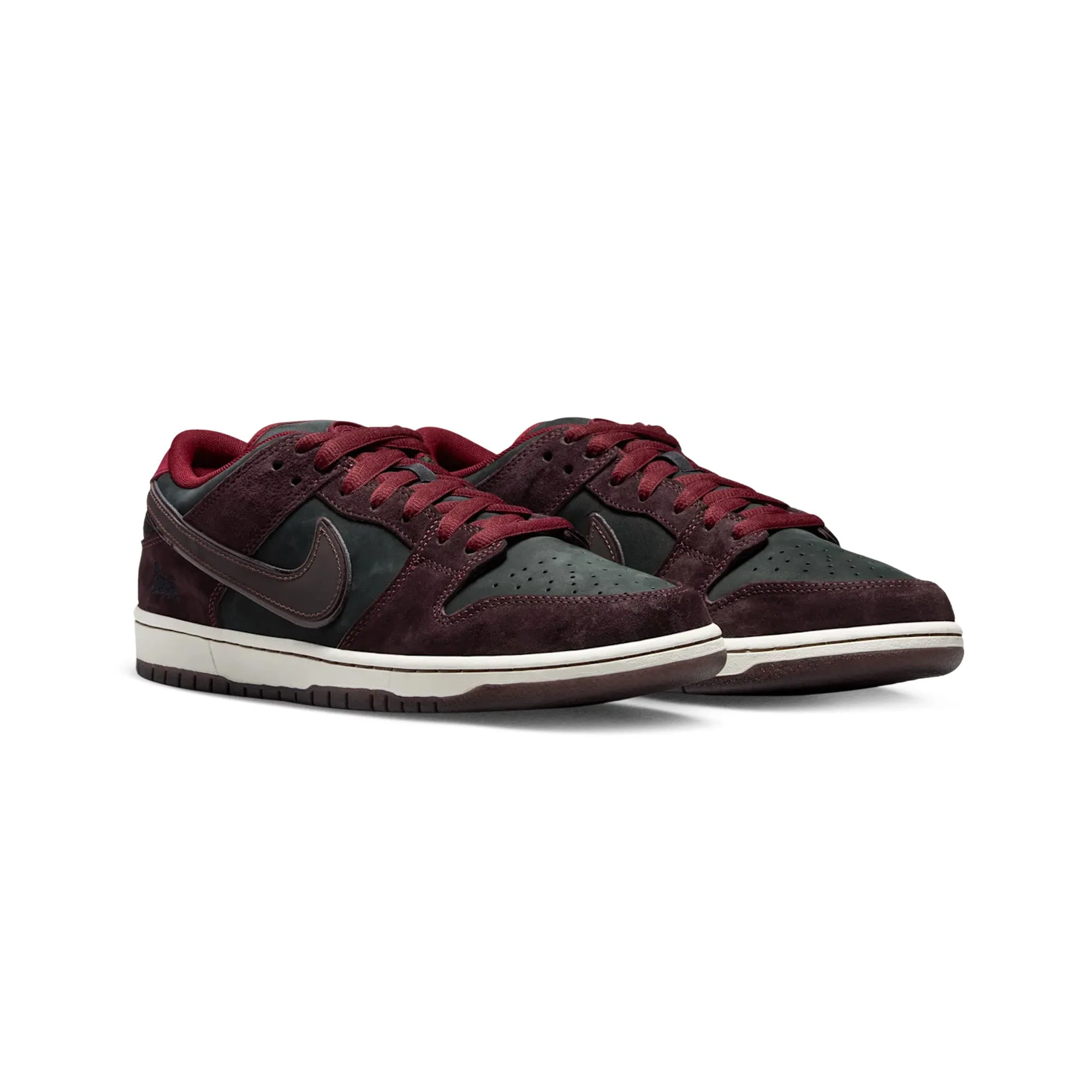 Nike SB Dunk Low 'Riot Skateshop' (2025)