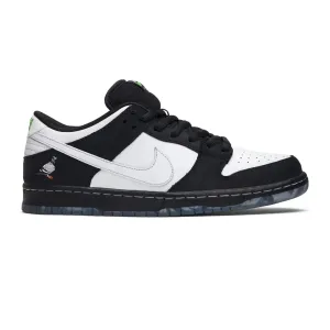 Nike SB Dunk Low 'Staple Panda Pigeon' (2019)