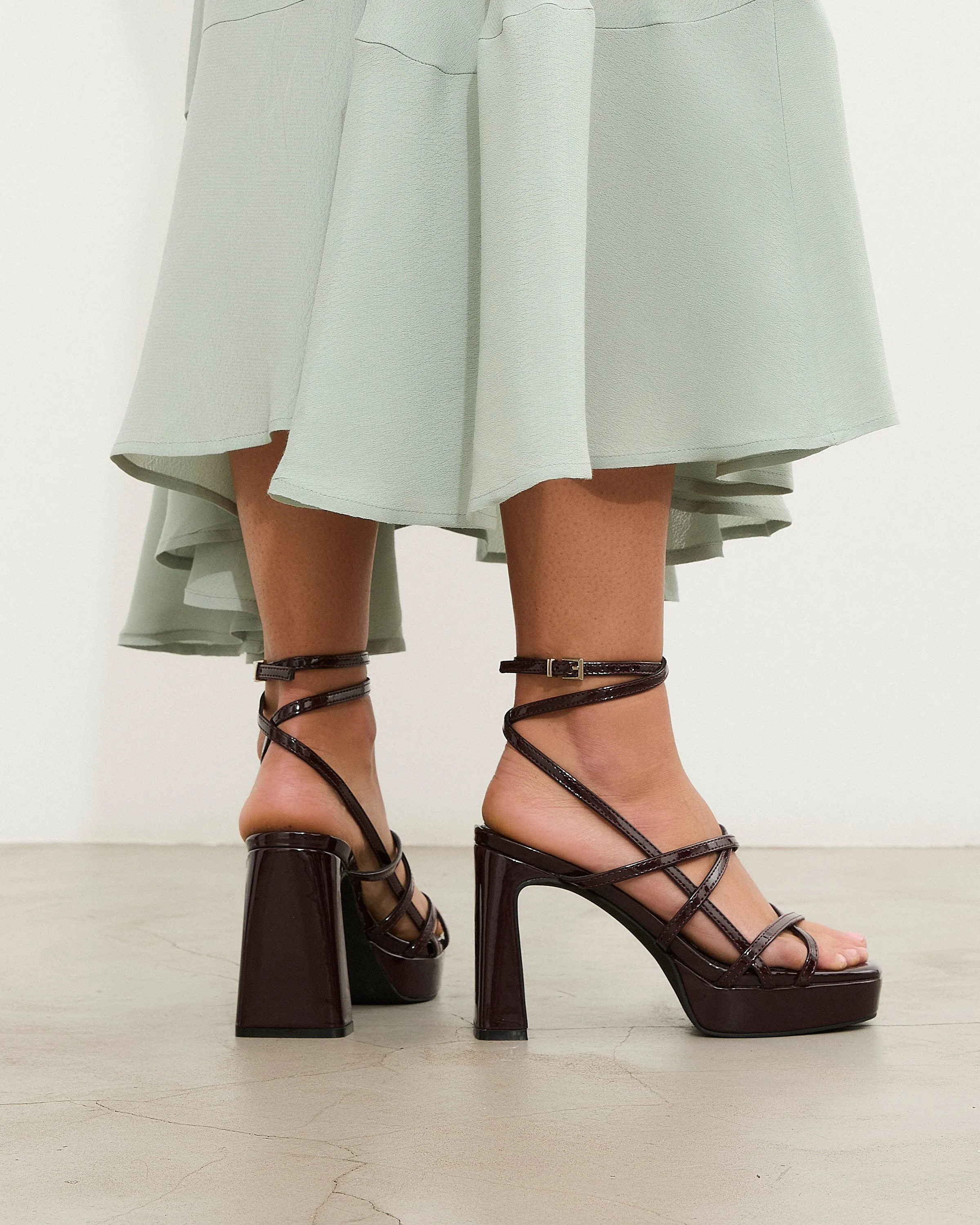 Nori Bordeaux