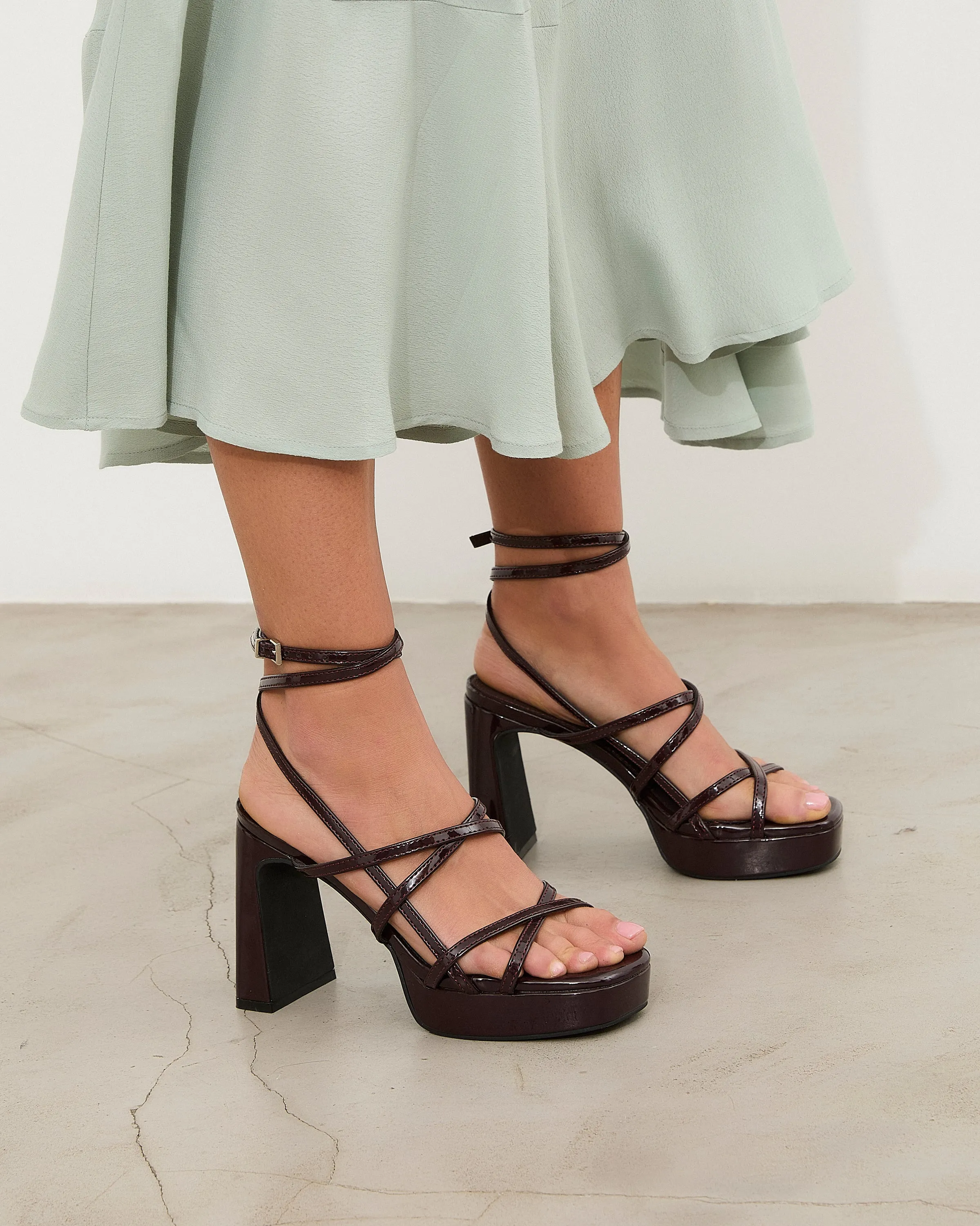 Nori Bordeaux