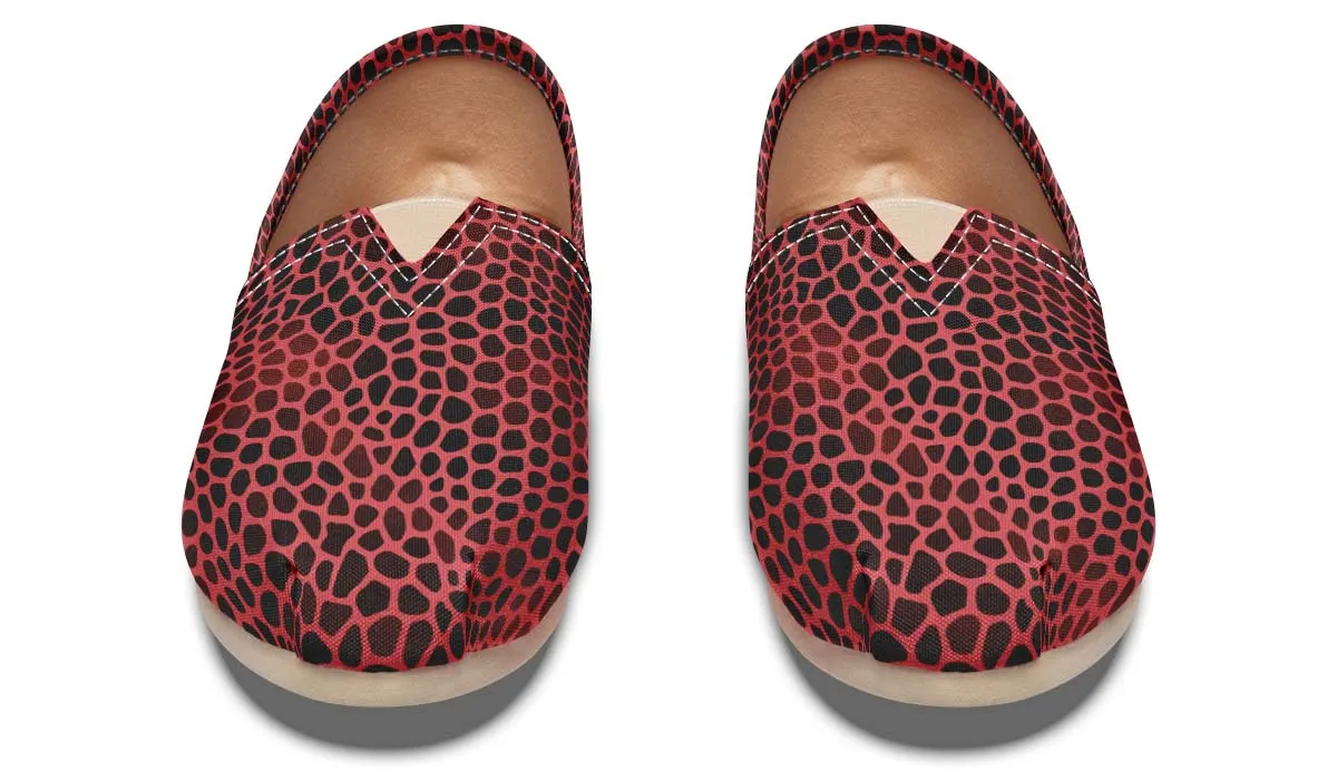 Pink Reptile Design Casual Shoes