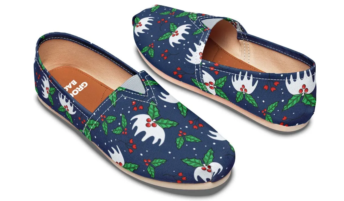 Snowy Mistletoe Casual Shoes
