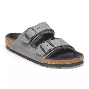 Women's Arizona Shearling Sandal In Iron Oiled Leather